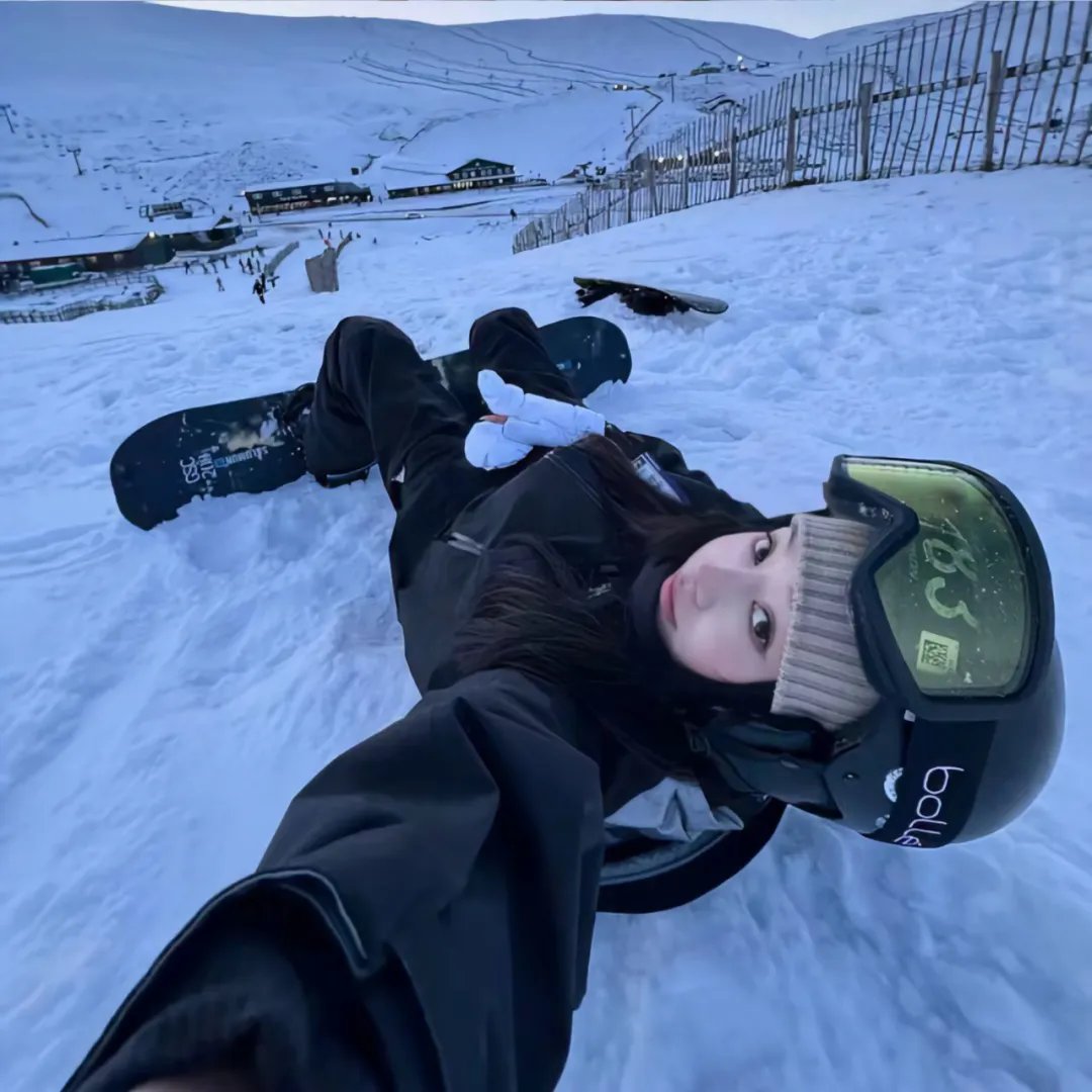 妹妹的名媛人设绷不住了